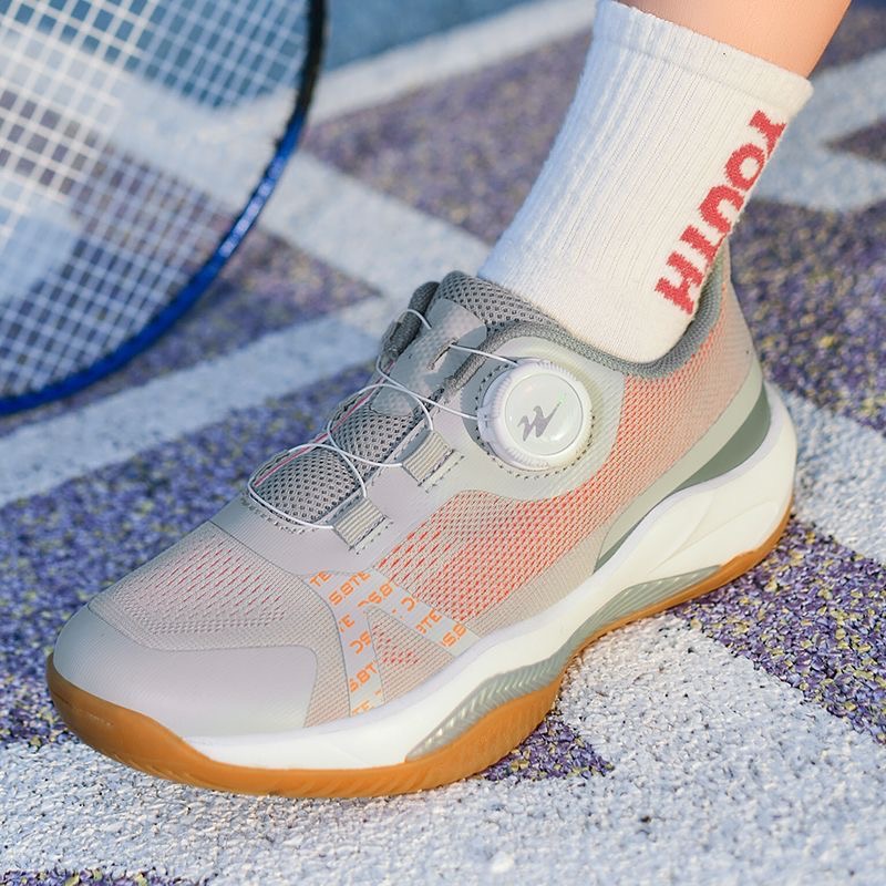 Table Tennis Vs Badminton - プロのテニスシューズユース高級ブランドバドミントンシューズ少年少女デザイナー卓球シューズクイックレーススポーツシューズ