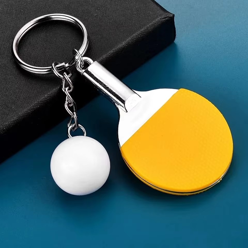 クリエイティブで可愛いミニ卓球ラケットキーホルダー、パドルピ - Table Tennis Ace のレビューと価格